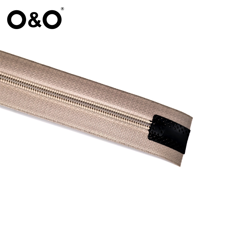 Airtight zipper with close end Type B Golden