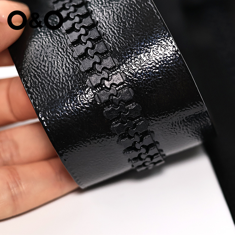 Resin airtight zipper with close/open end