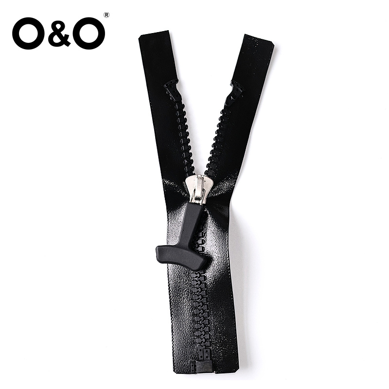 Resin airtight zipper with close/open end